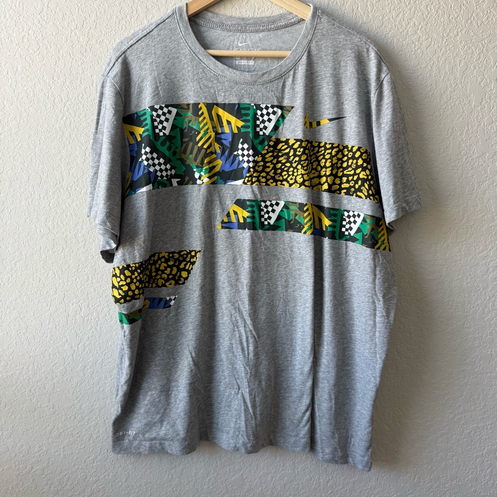 Nike Gray T-Shirt with Colorful Abstract Design - Picture 1 of 5